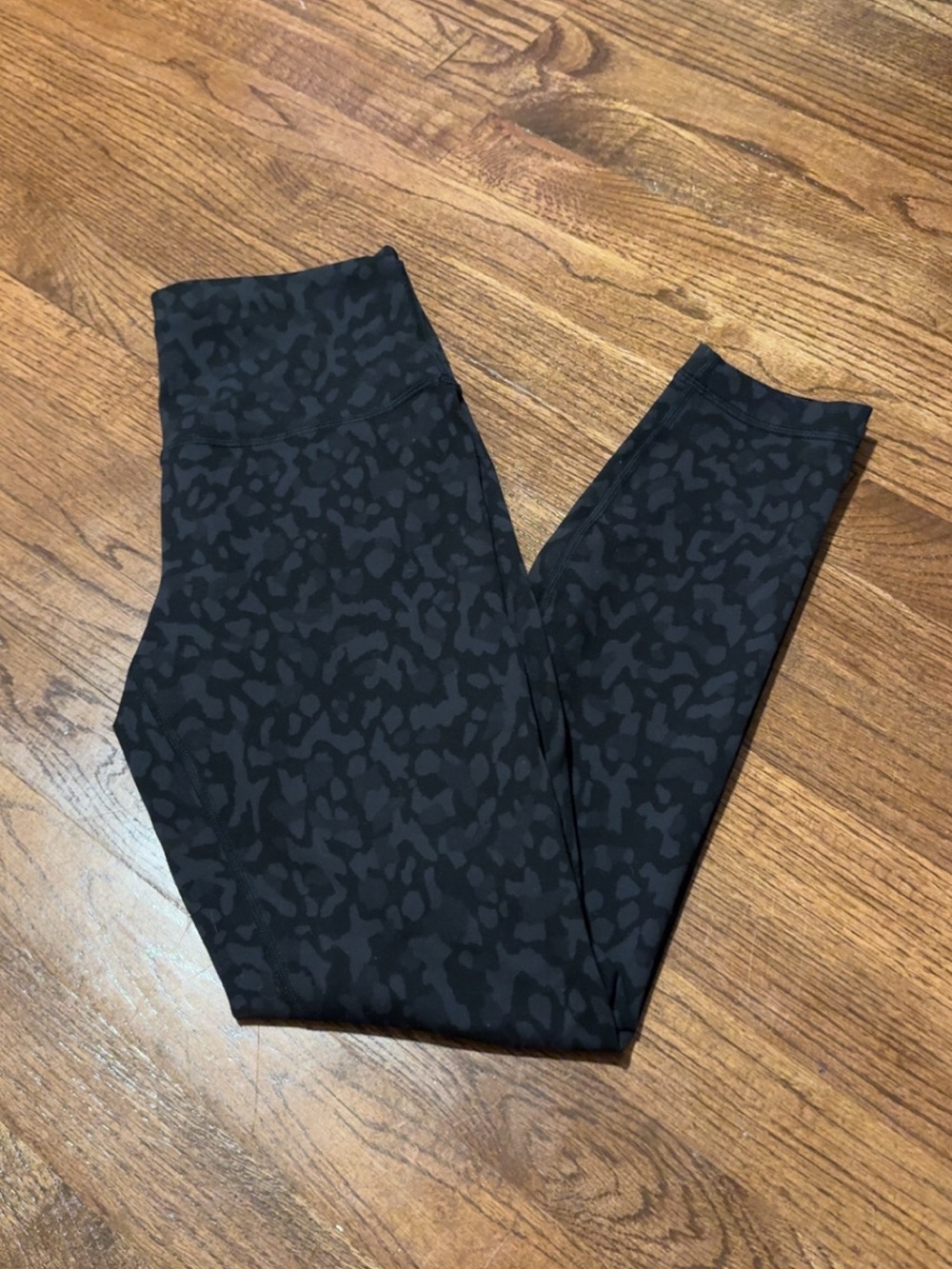 Lululemon Athletica Black Leopard Print Leggings